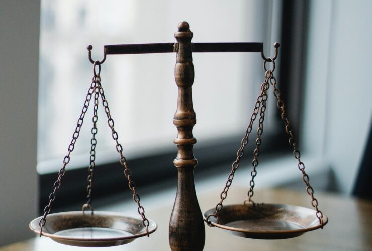 Gender Pay Gap weighing scales